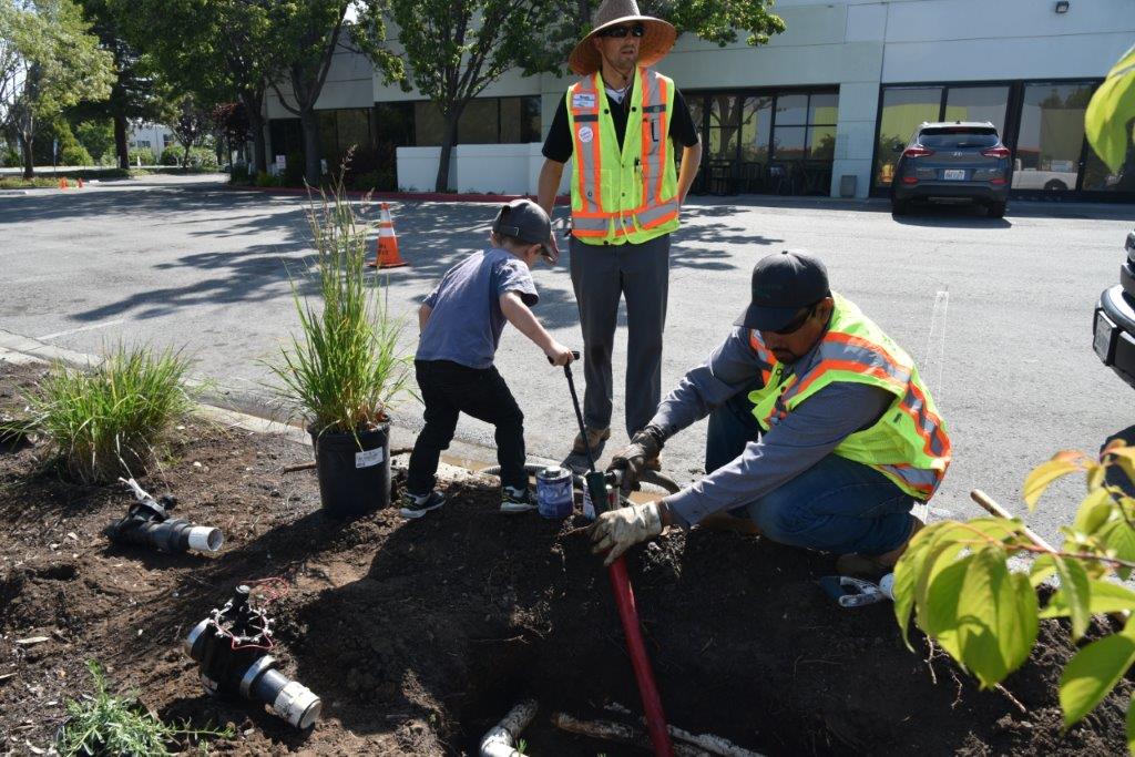 JobTrain East Palo Alto CA - Earth Day sustainable planting 2019